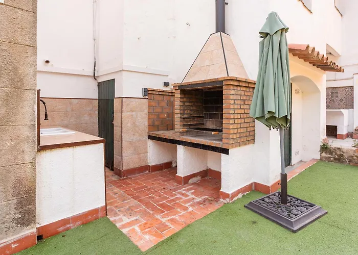 Masia Garriga, Casa Pelegri Дом отдыха Жирона