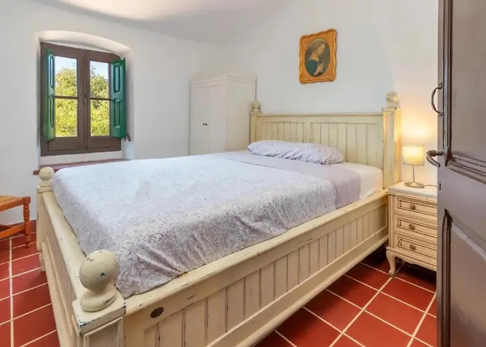 Masia Garriga, Casa Pelegri Дом отдыха Жирона